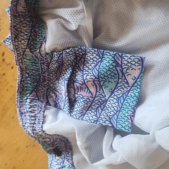 NWOT men’s vineyard vines chappy swim trunks, size 2xl - Picture 7 of 7